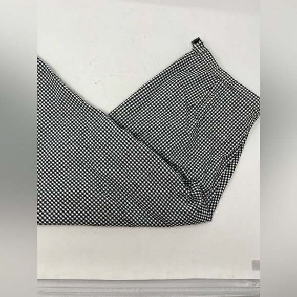 Requirements Pants - Requirements Black/White Check Crop/Capri Lightweight Pants Size 14P Used GHN4..